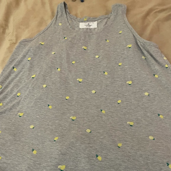 sweatshirt project Tops - Tank top with lemon pattern